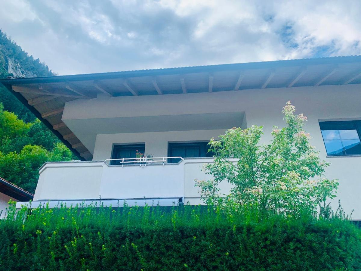 Apart Haus Bella Mayrhofen Eksteriør bilde